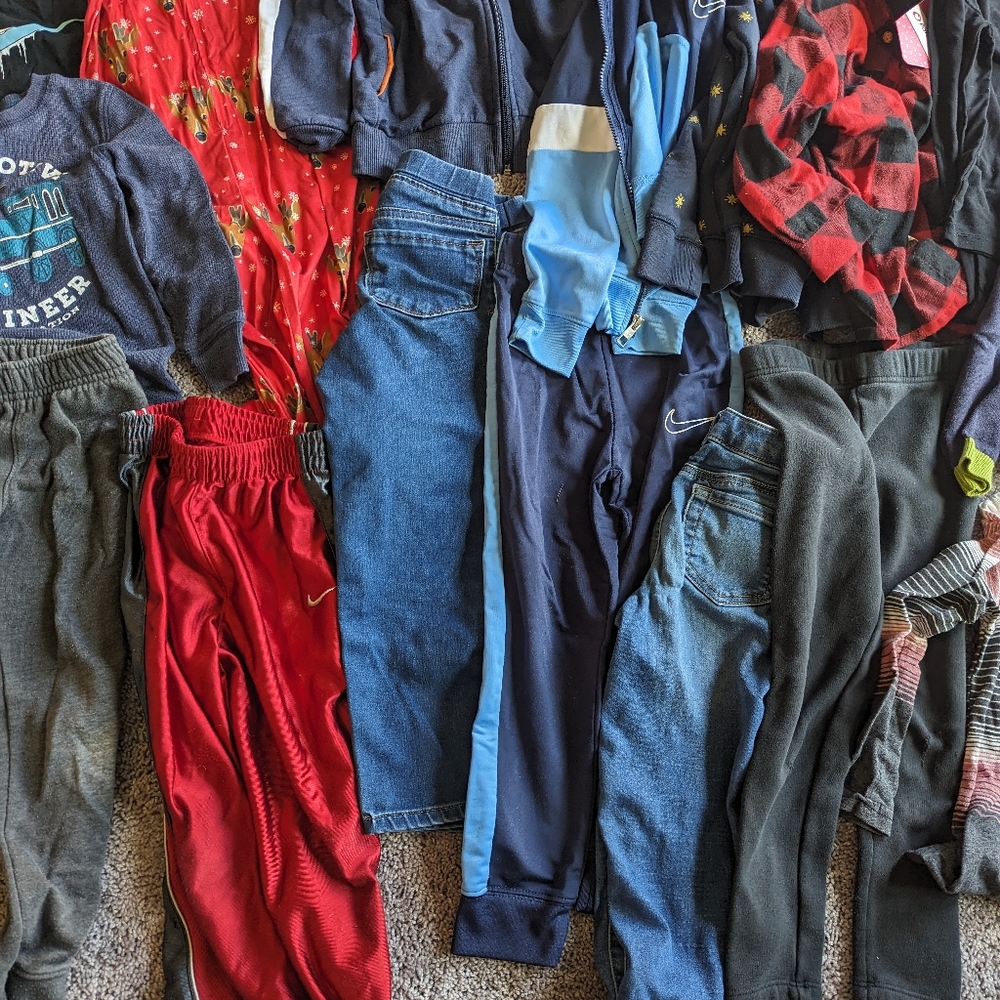 Boys lots mainly size 4/5 - Picture 4 of 4